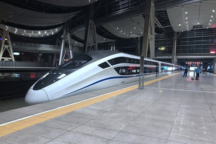 CRRC Zhuzhou Locomotive продемонстрировала новые модели скоростных поездов