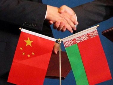 Китайские кредиты надо направлять на поддержку толковых частников - Лукашенко