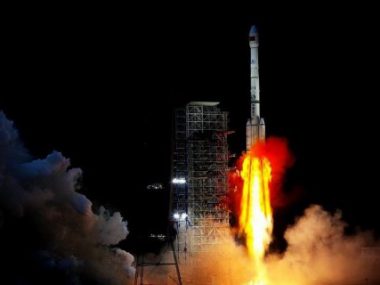 Китайский космический аппарат сел на обратную сторону Луны