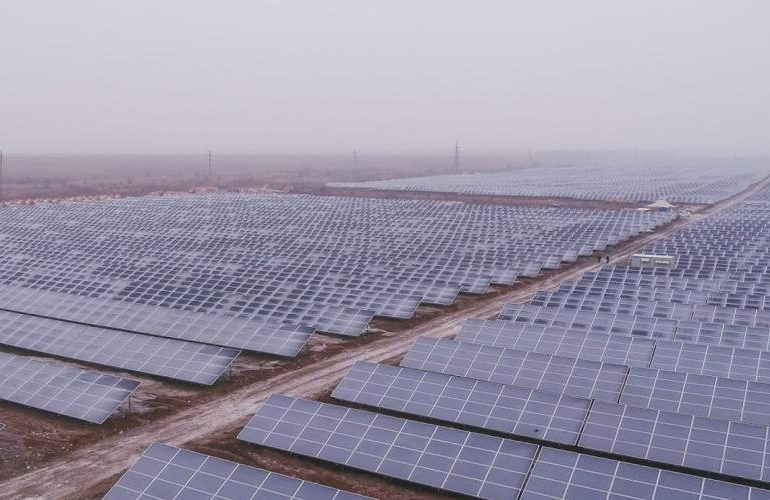 China Machinery Engineering Corporation построила в Украине мощную солнечную электростанцию