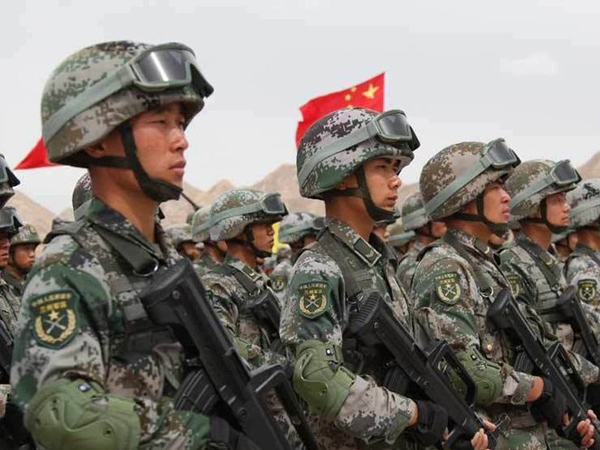 Расходы Китая на оборону в прошлом году выросли почти до 200 млн долларов
