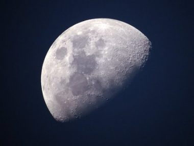 Китай будет проводить пилотируемые экспедиции на Луну