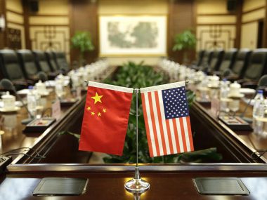 Китай и США начали обсуждение второй фазы торговой сделки