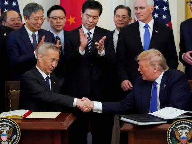 Договоренности по торговой сделке между Китаем и США вступают в силу