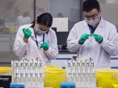В Китае установили препараты, которые помогают справиться с коронавирусом