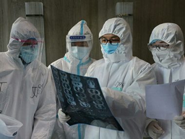 Китай обнародовал результаты аутопсии умершего от коронавируса