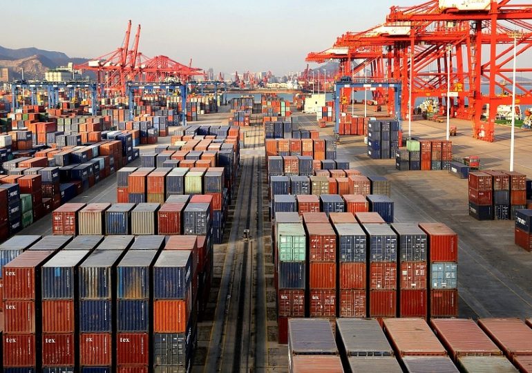 Китай снял ограничения на экспорт ряда товаров для борьбы с COVID-19