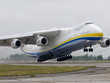 Ан-225 Мрия доставил в Украину партию медицинских грузов из Китая для борьбы с коронавирусом