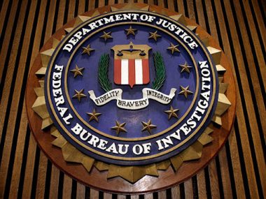 ФБР готовит обвинения в адрес Китая за попытку украсть данные исследований COVID-19 - СМИ