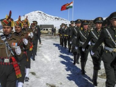 На границе Китая и Индии подралось 150 военнослужащих