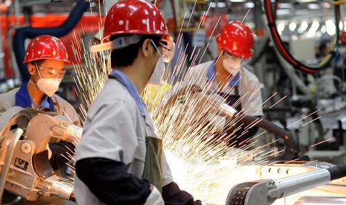 Прибыль китайских промышленных предприятий выросла в июне на 11,5%