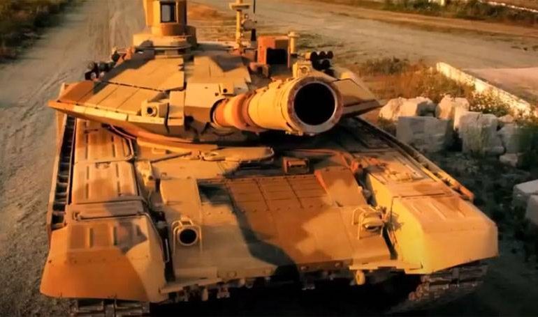 Индия выдвинула танки на границу с Китаем