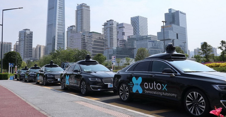 AutoX запланировал выйти на рынок Европы со стартапом коммерческого сервиса автономных RoboTaxi
