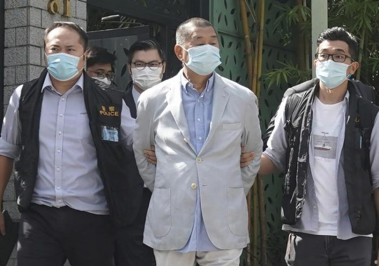 В Гонконге был арестован один из организаторов протестного движения - медиамагнат Джимми Лай