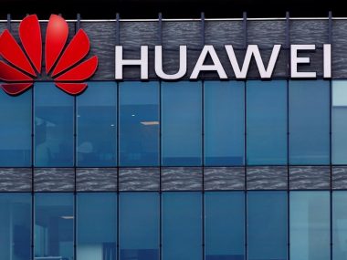 Китай обещает принять все необходимые меры для защиты своих компаний в свете давления США на Huawei