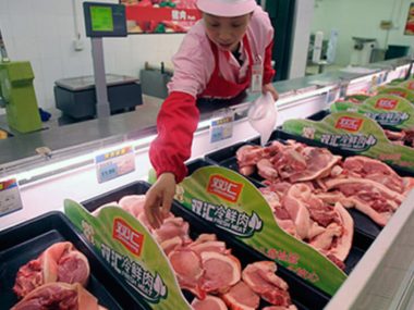 В Китае цены на свинину останутся высокими