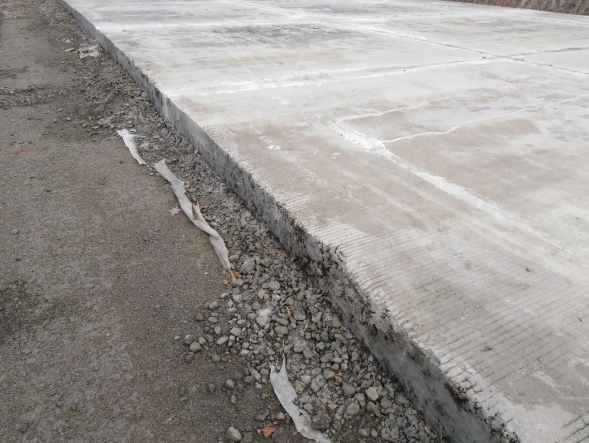 Китайскую компанию лишат контракта на строительство бетонной дороги под Житомиром