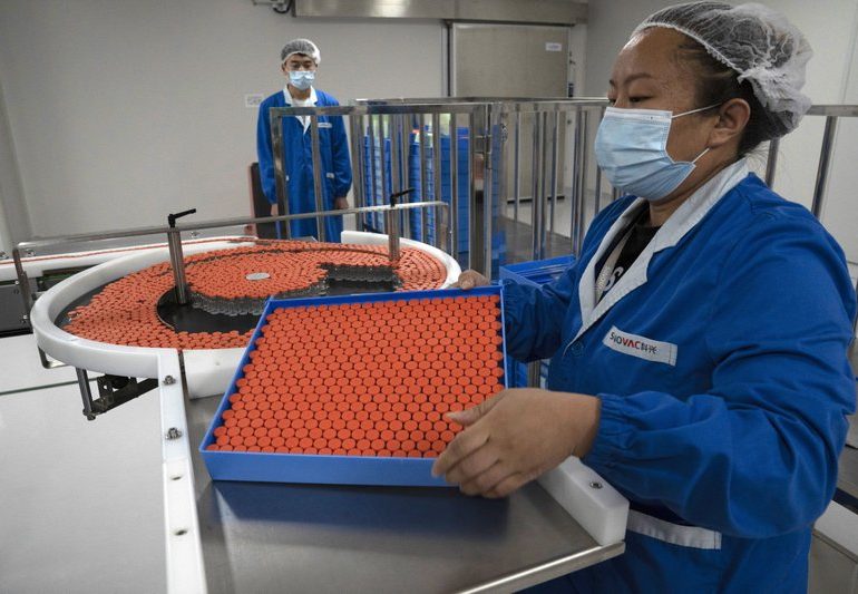 Китай присоединился к COVAX и обещает поставки вакцины развивающимся странам
