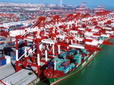 Оборот груза в китайских портах вырос на 2.2%