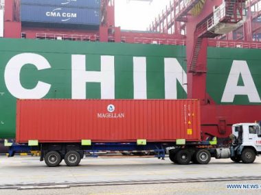 Оборот внешней торговли Китая в третьем квартале вырос на 7.5%