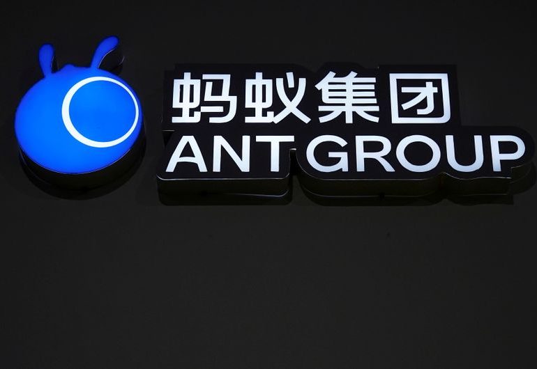 Пекин будет требовать у Tencent и JD.com кредитные данные потребителей - Reuters