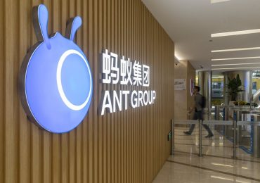 Власти Китая делают из Ant Group обычный банк