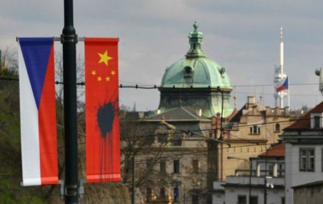 Китайские государственные СМИ наладили сотрудничество с сайтом, распространяющим дезинформацию в Чехии