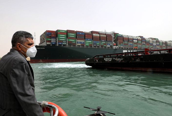 Для нормализации морских поставок из Китая в Европу после блокировки Суэцкого канала понадобится месяц