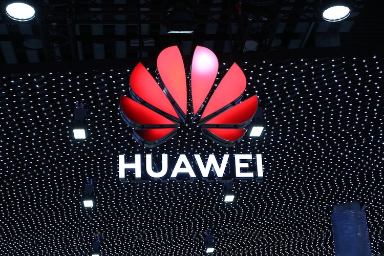 Выручка Huawei под давлением санкций США упала на 16.5% в первом квартале 2021 г.
