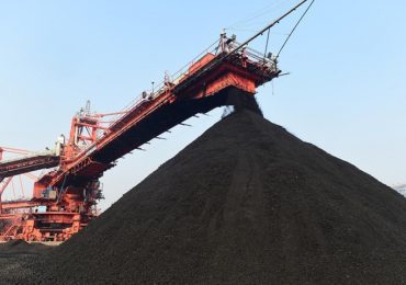 Китай сократит долю угля в энергопотреблении до 56% в 2021 г.