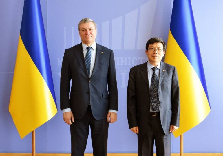 Сотрудничество Украины и Китая в военно-технической сфере должно быть взаимовыгодным – Уруский
