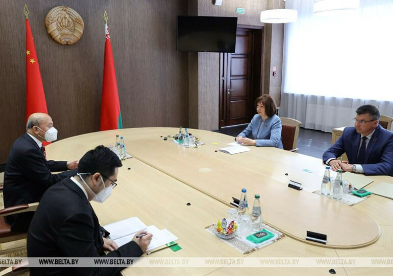 Посол КНР Се Сяоюн встретился с высокопоставленными белорусскими чиновниками