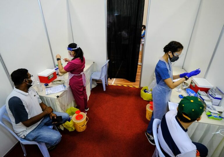 Китайские производители вакцин предоставят до 550 млн доз по программе COVAX