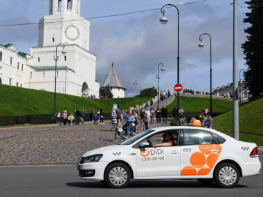Российская ассоциация такси обвинила китайский сервис DiDi в подрыве обороноспособности РФ