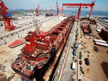 China State Shipbuilding Corp переносит штаб-квартиру в Шанхай после слияния