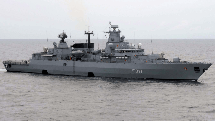 ФРГ впервые с 2002 года отправила военный корабль в Южно-Китайское море