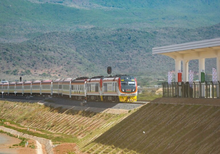 Кения возобновила обслуживание китайских кредитов, взятых на инфраструктурные проекты