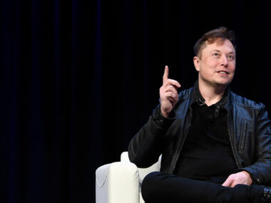 Илон Маск будет расширять инвестиции Tesla в Китае