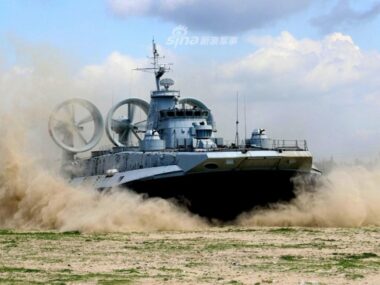 Украина завершает контракт с КНР на строительство десантных кораблей "Бизон"