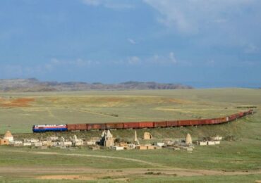 Казахстан начал строительство новой ЖД для увеличения транзита грузов из Китая