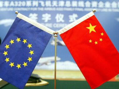 Китайские инвестиции в Европу упали почти на две трети в 2020 году