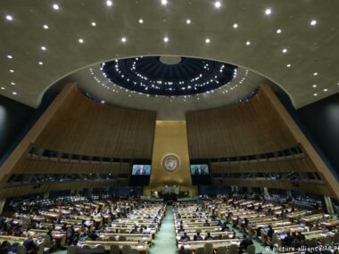 Китай проголосовал против усиленной крымской резолюции Генассамблеи ООН