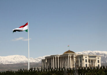 Таджикистан одобрил строительство китайской базы на своей территории