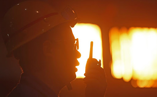 Китай продолжил сокращать среднесуточную выплавку стали в октябре