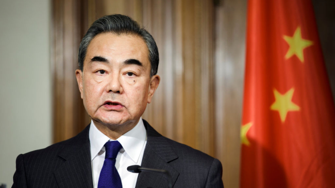 Китай готов помочь Казахстану в защите от "внешних сил"