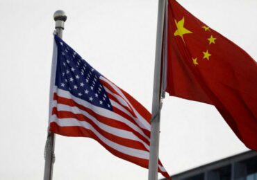 США могут разрешить дипломатам покинуть Китай из-за строгих карантинных мер