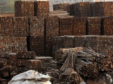 ЕС ввел антидемпинговые пошлины на импорт стального крепежа из Китая