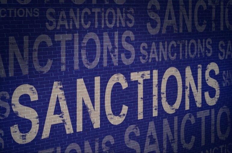Сингапур ввел санкции против России