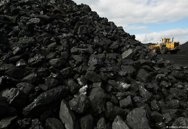 Китай в апреле импортировал рекордные 1,37 млн тонн коксующегося угля из России