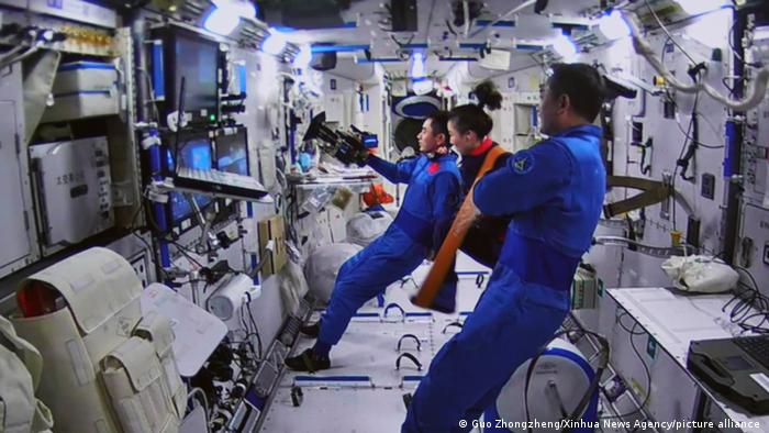 Российские космические корабли не смогут попасть на орбитальную станцию КНР "Тяньгун"